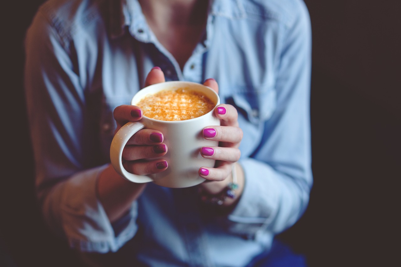 hands, coffee, hold, holding, coffee cup, coffee mug, caffeine, coffee break, morning coffee, cup, mug, drink, cafe, latte, nails, female, coffee, coffee, coffee, coffee, coffee, cafe, cafe, nails, nails